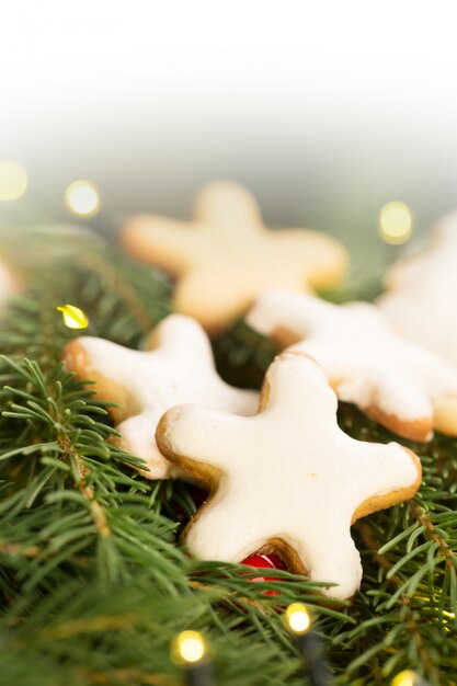 Biscuits de Noël (forme d'étoiles)