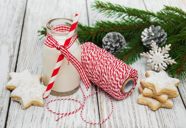 Biscuits de Noël et lait