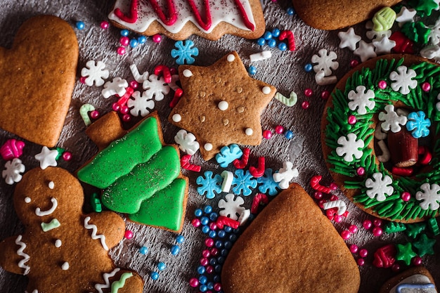 Biscuits de Noël pour une bonne année nouvelle photo de haute qualité