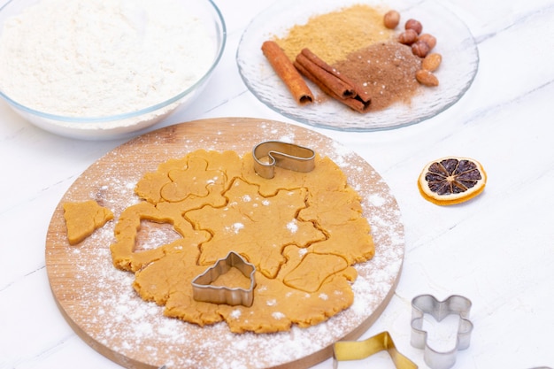 Biscuits en pain d'épice pour Noël