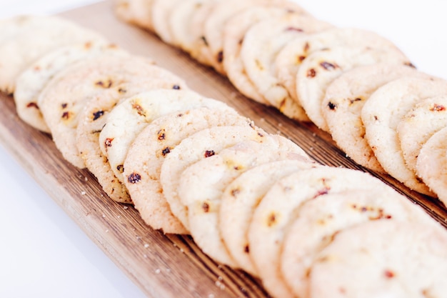 Biscuits pâtissiers et croissants desserts sucrés servis lors d'événements caritatifs, boissons alimentaires et concept de menu comme bannière de fond de vacances pour la conception de marque de luxe