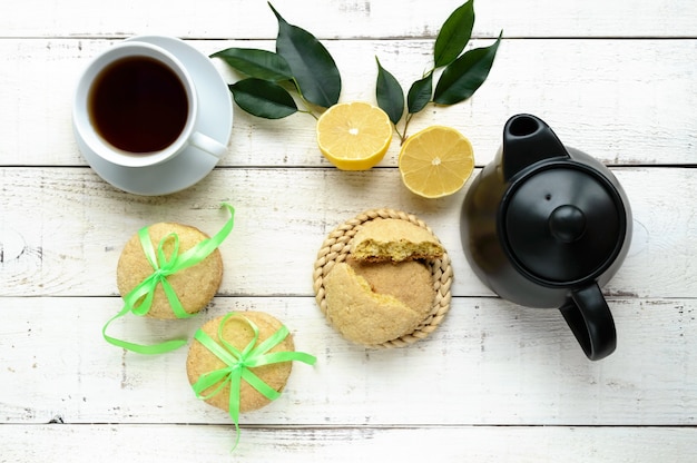 Biscuits sablés au citron et au thé