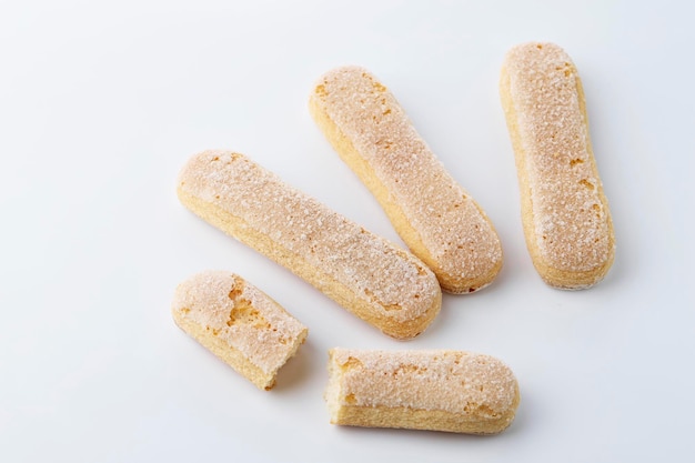 Biscuits Traditionnels Italiens Savoiardi Ladyfingers Isolés Sur Fond Blanc Ingrédient Tiramisu