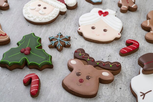 Biscuits traditionnels de Noël au pain d'épice