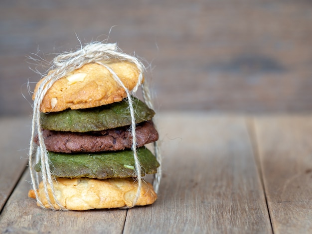 biscuits, y compris beurre d&#39;arachide, biscuits au thé vert et biscuits aux pépites de chocolat.