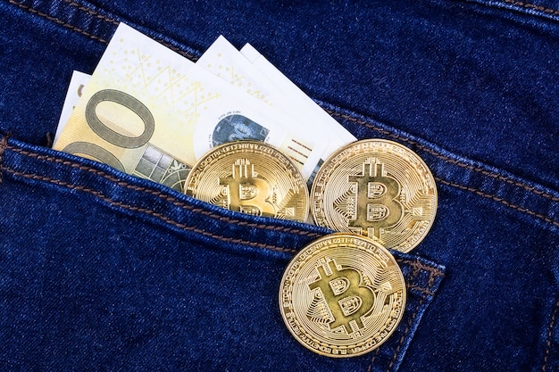 Bitcoins et les billets en euros