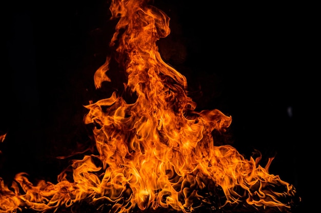 Blaze flamme de feu brûlant sur fond de texture d'art