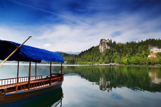 Bled est une ville sur le lac de Bled en Slovénie