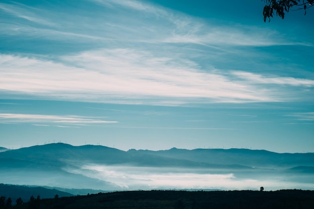 un bleu montagne