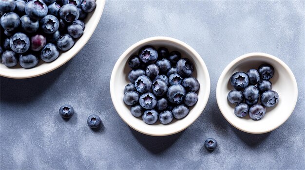 Bleuets dans un bol sur une table