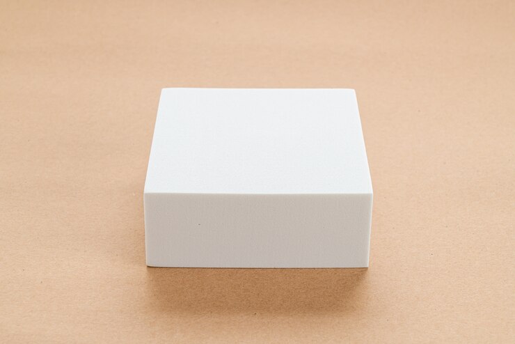 Photo bloc blanc dans le rasage de la géométrie