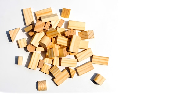 Blocs de construction en bois.