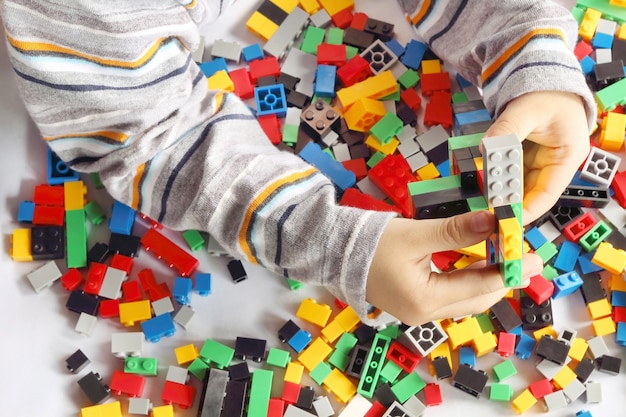 Blocs de jouets en plastique pour enfants