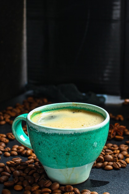 boisson au café et grain de café