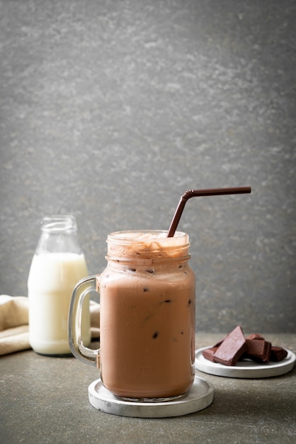 Boisson au lait glacé au chocolat