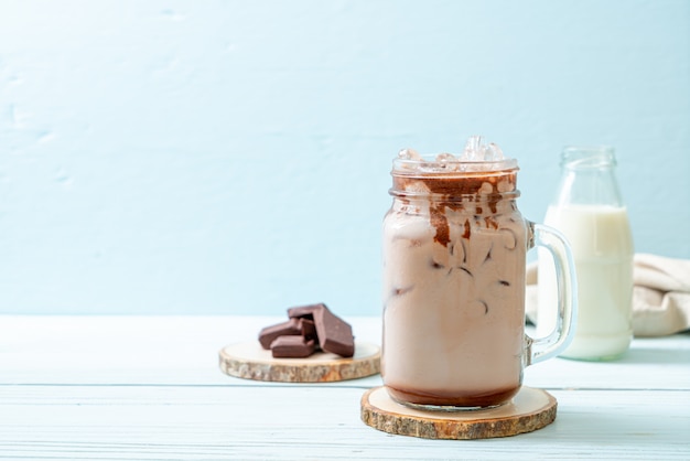 Boisson glacée au lait frappé au chocolat