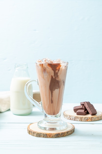 Boisson glacée au lait frappé au chocolat