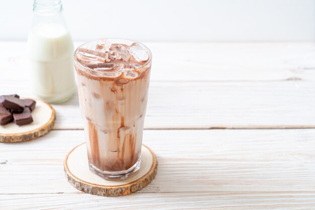 Boisson glacée au lait frappé au chocolat