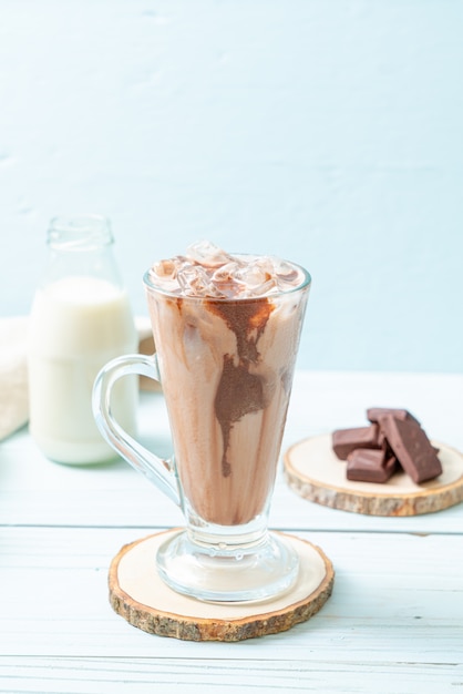 Boisson glacée au lait frappé au chocolat