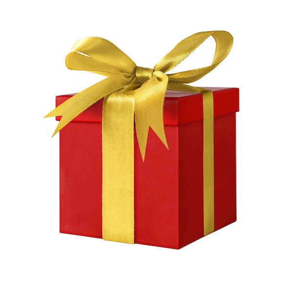 Boîte cadeau rouge avec ruban doré et arc isolé sur fond blanc