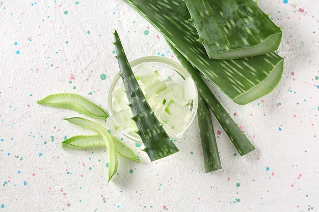 Bol à l'aloe vera sur tableau blanc