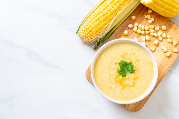 Bol à soupe de maïs