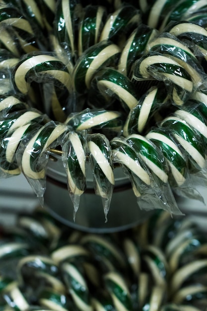 Bonbons durs gourmands pour les vacances de Noël.