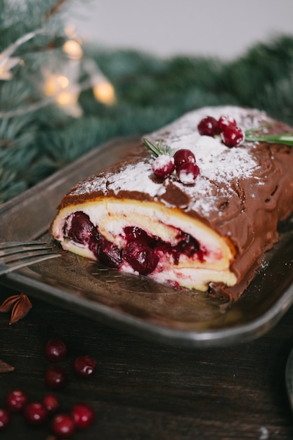 Bonbons faits à la main sur un fond de Noël. Cuisine. Tonifiant