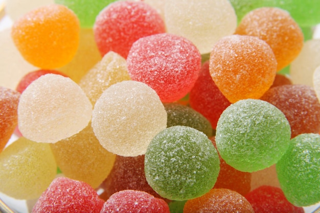 Bonbons sucrés à la gelée colorée