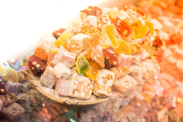 Bonbons turcs traditionnels comme bonbons lokum