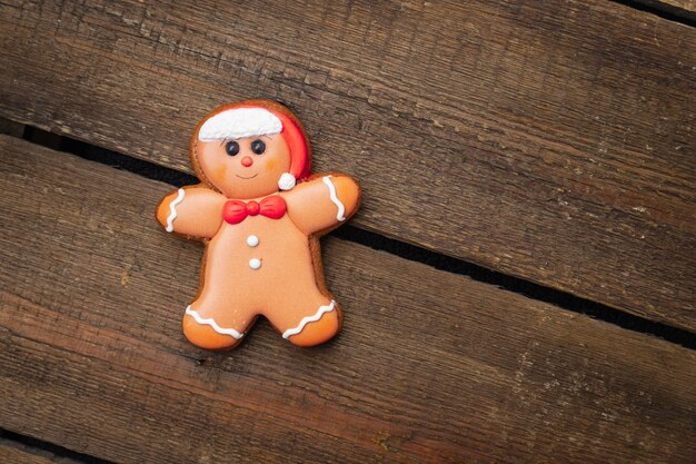 bonhomme de pain d'épice biscuits biscuits gâteau de noël pain d'épice gâteaux faits maison dessert sucré