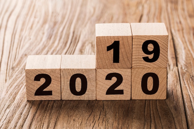 Bonne année 2020, nombre sur des blocs de bois