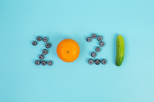 Bonne année 2021 et nouveau vous avec des fruits et légumes