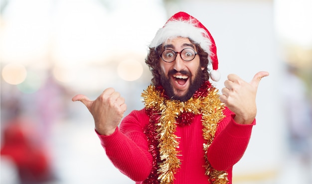 Bonnet de Noel jeune homme. concept de noël