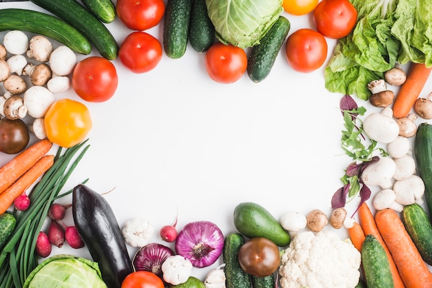 Photo bordure de délicieux légumes