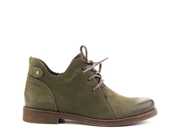 Photo bottes jodhpur en cuir vert automne pour femmes avec lacets et talons moyens isolés sur fond blanc vue du côté droit chaussures de mode