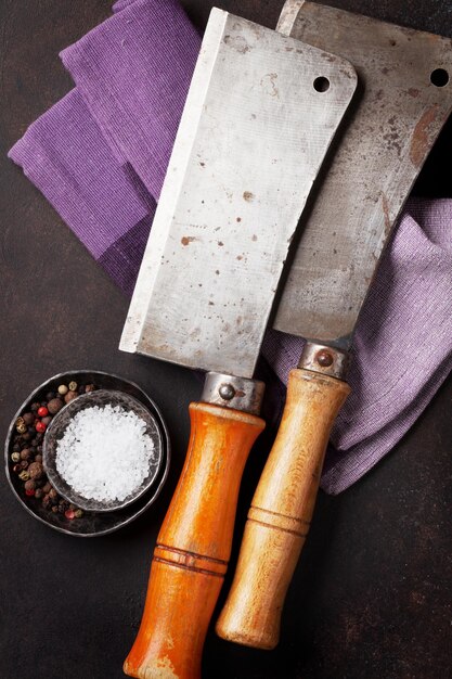 Boucher Couteaux à viande vintage et épices