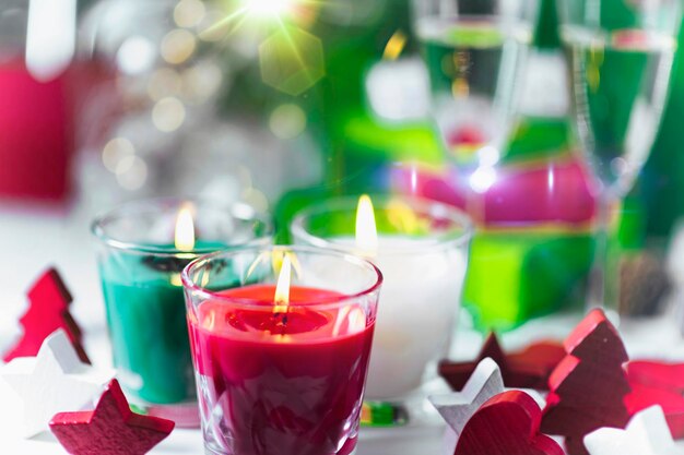 Bougies de Noël Bougies décoratives rouges et vertes avec ornements