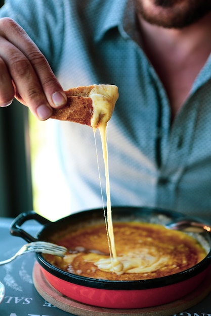 Bouillie de maïs Muhlama au fromage