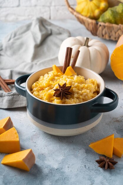 Bouillie de riz au potiron cuit à la vanille et aux épices