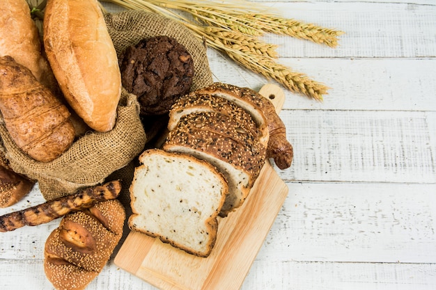 boulangerie sur bois fond blanc