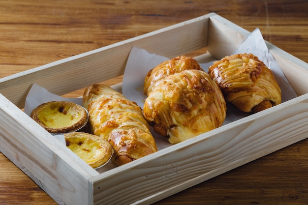 boulangerie sur table en bois