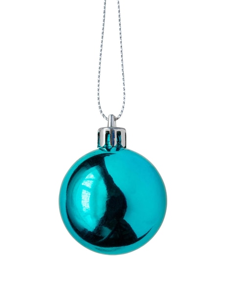 Boule de Noël bleu isolé sur fond blanc