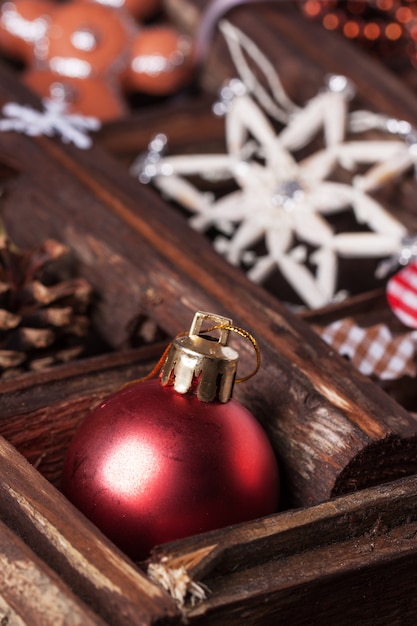 Boule de Noël rouge