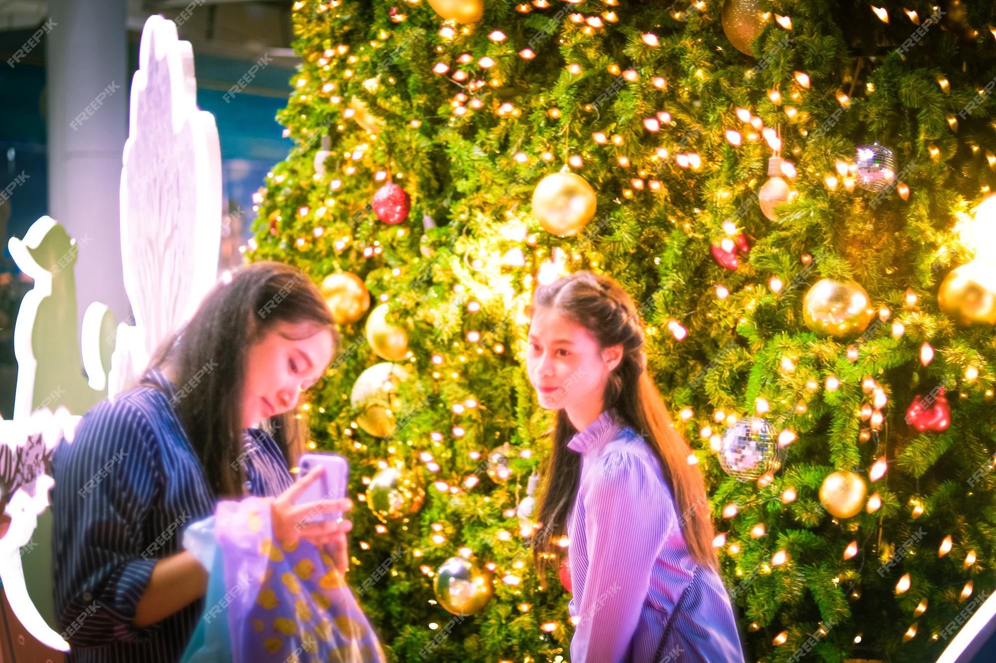 Boules De Décorations De Noël Ampoules De Noël Ou Bulles De Noël Décorer  L'arbre