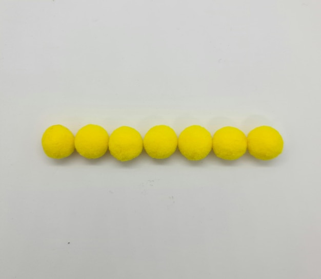Boules jaunes