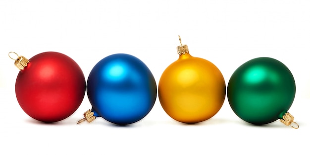 Boules de Noël colorées isolées