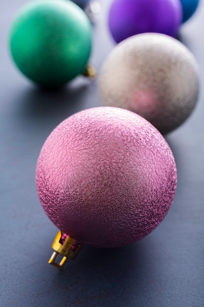 Photo boules de noël colorées