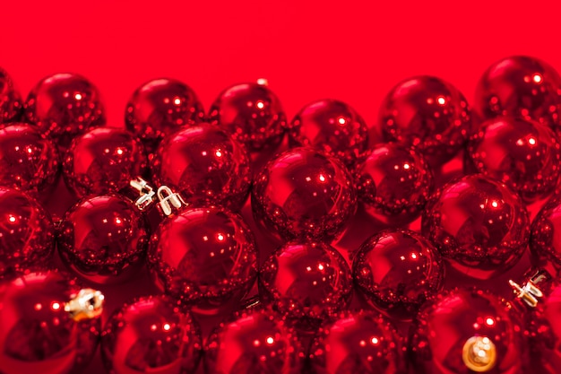 Boules de noel rouges