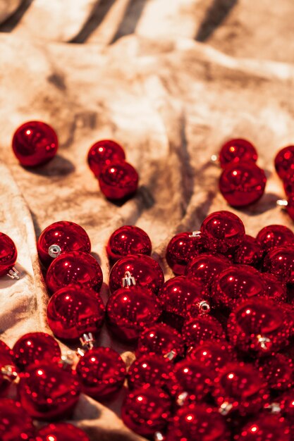 Boules de noel rouges